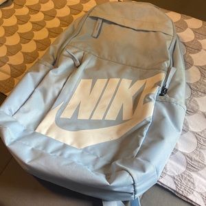 Nike elemental backpack